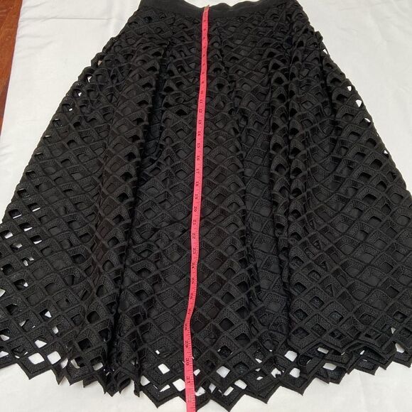 White House Black Market A-Line Lattice Skirt - Picture 3 of 8